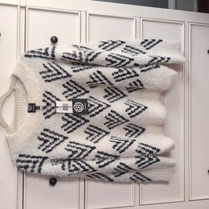 NWT Bobeau Cozy White and Black Pattern Sweater, XL